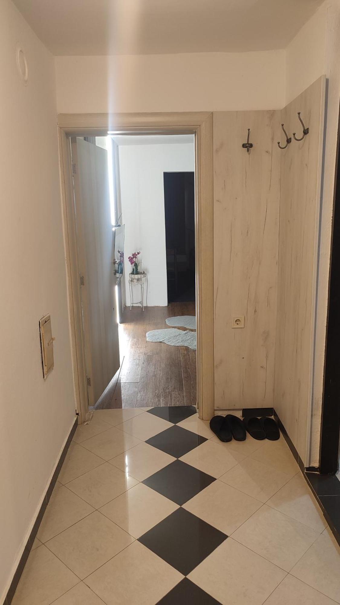 V&J Apartments Podgorica Buitenkant foto